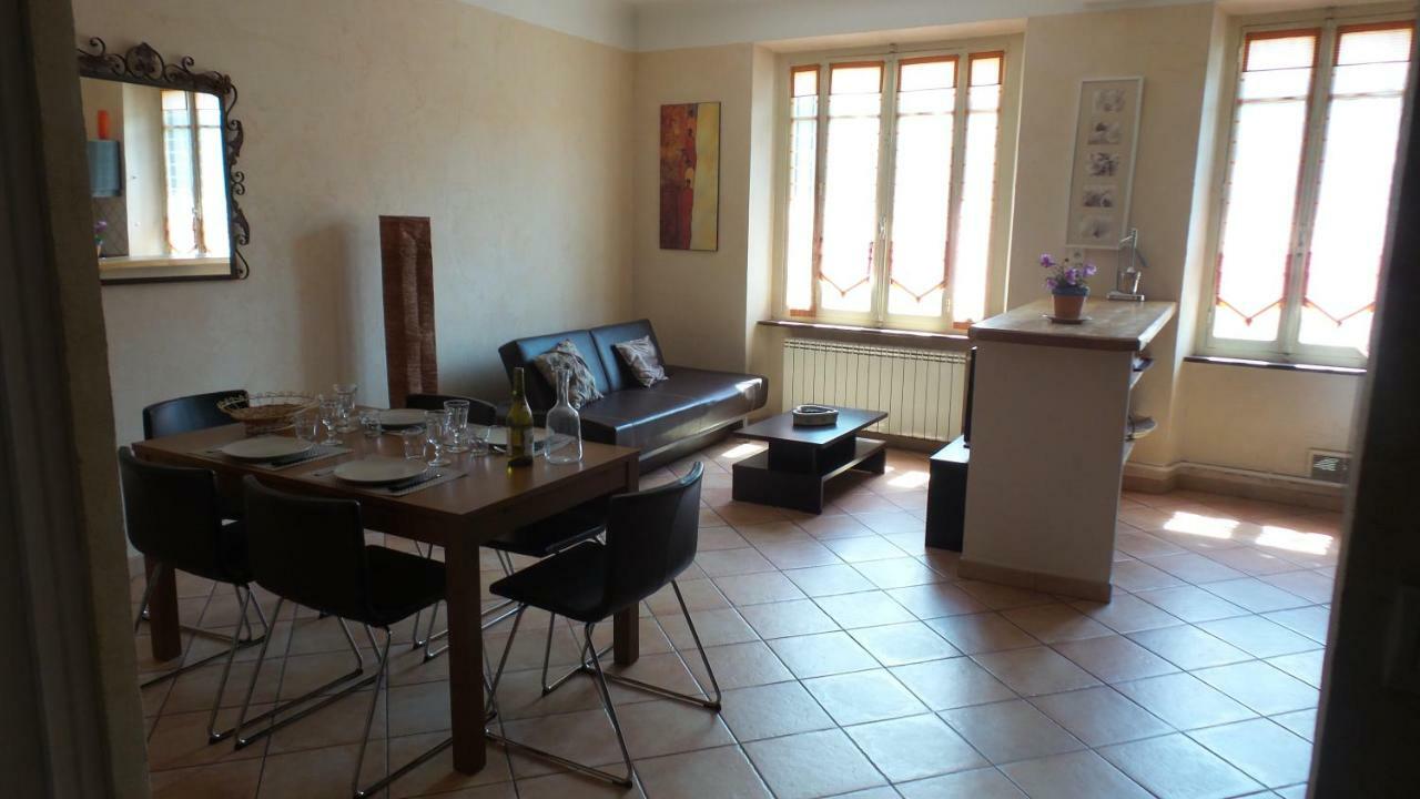 Spacieux Logement Face A La Cite Medievale Carcassonne Buitenkant foto