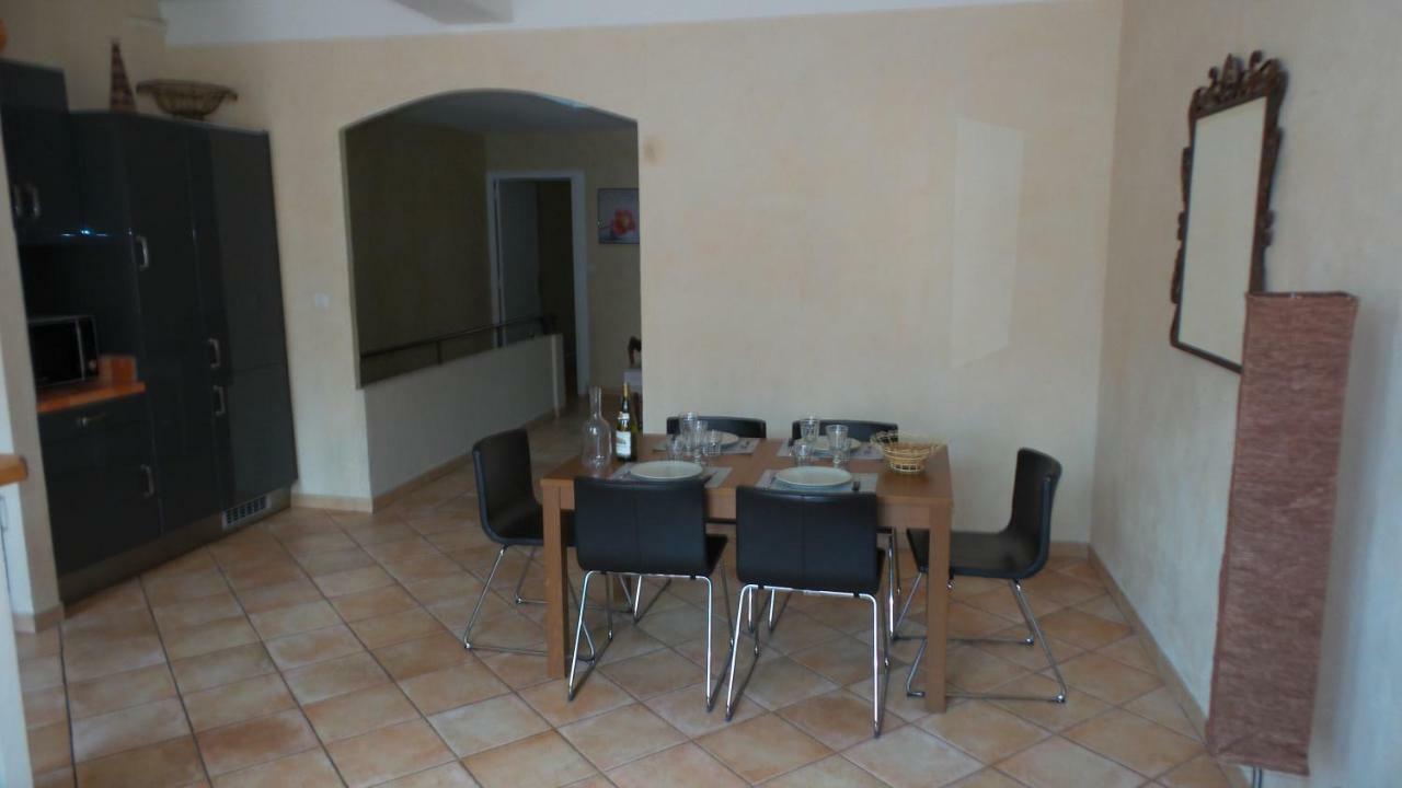 Spacieux Logement Face A La Cite Medievale Carcassonne Buitenkant foto